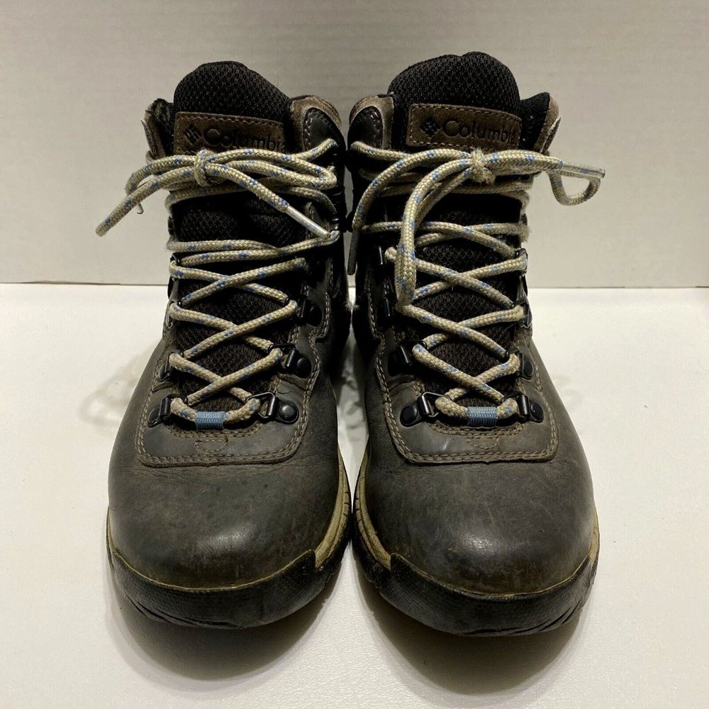 Columbia Newton Ridge BL3783-052 OmniGrip Waterproof Hiking Boot Womens Size 7.5